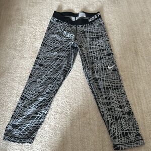 Nike pro cropped running/yoga leggings